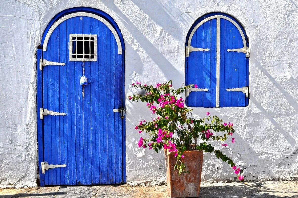 quelle couleur pour les portes avec des murs blancs